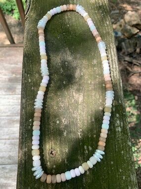 NWOT- Pastel Beaded Necklace - Neutral Pink & Cream